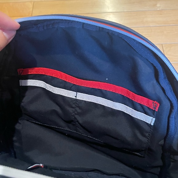 Tommy Hilfiger backpack - Picture 5 of 6